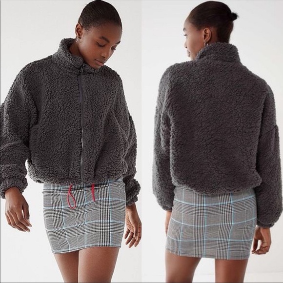 UO Willow Fuzzy Drawstring Teddy Jacket in Charcoal - Picture 2 of 7